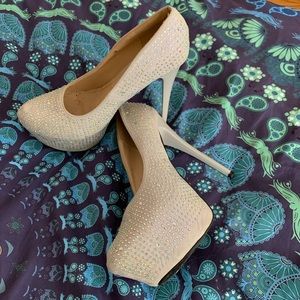 💕Sparkly platform heels